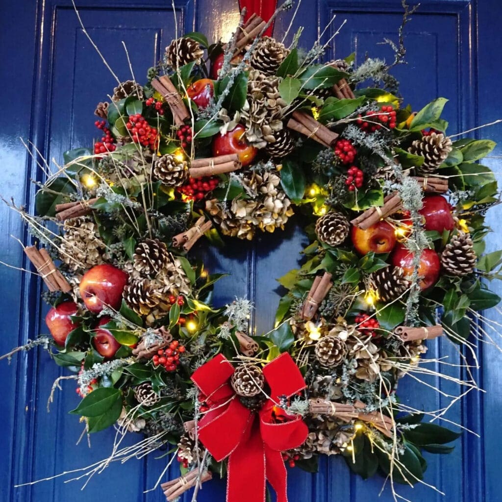 Anna Sawle Xmas Wreath Making