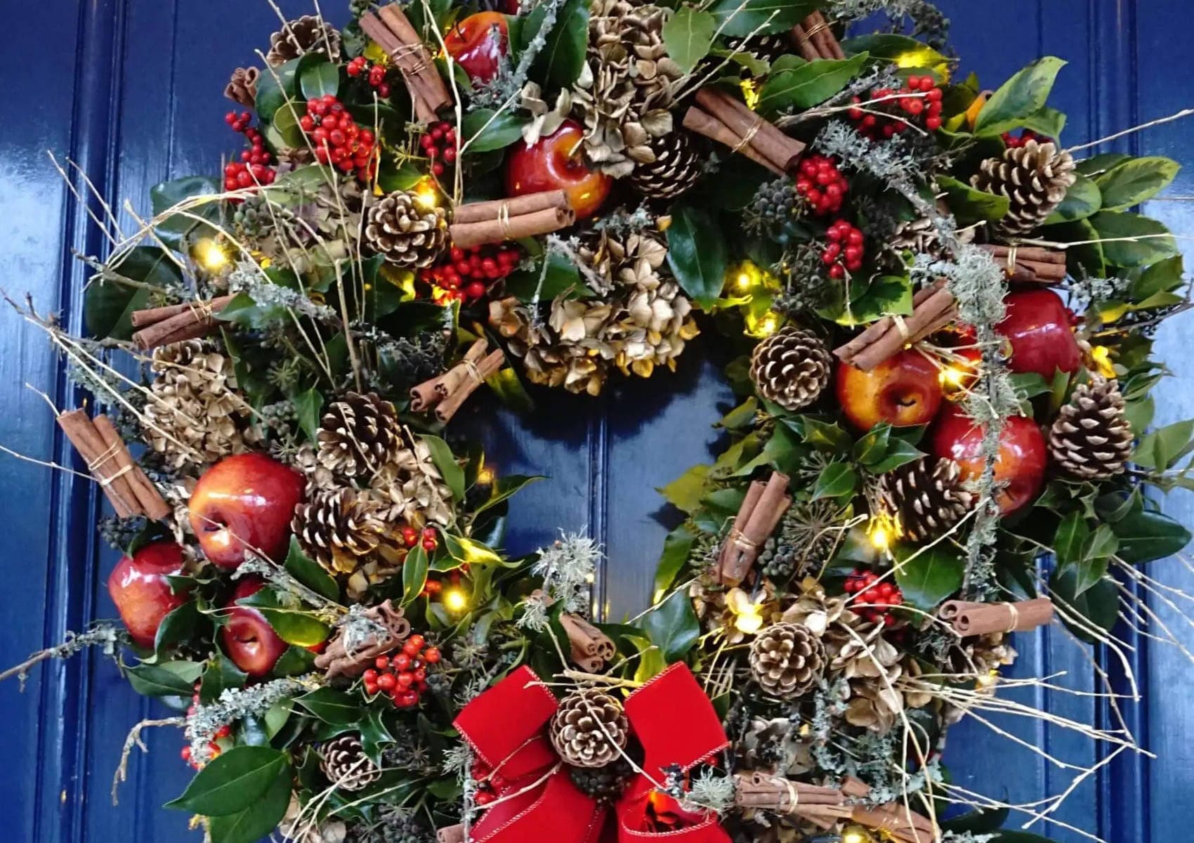 Anna Sawle Xmas Wreath Making